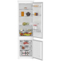Встраиваемый холодильник Hotpoint HBH 20 белый